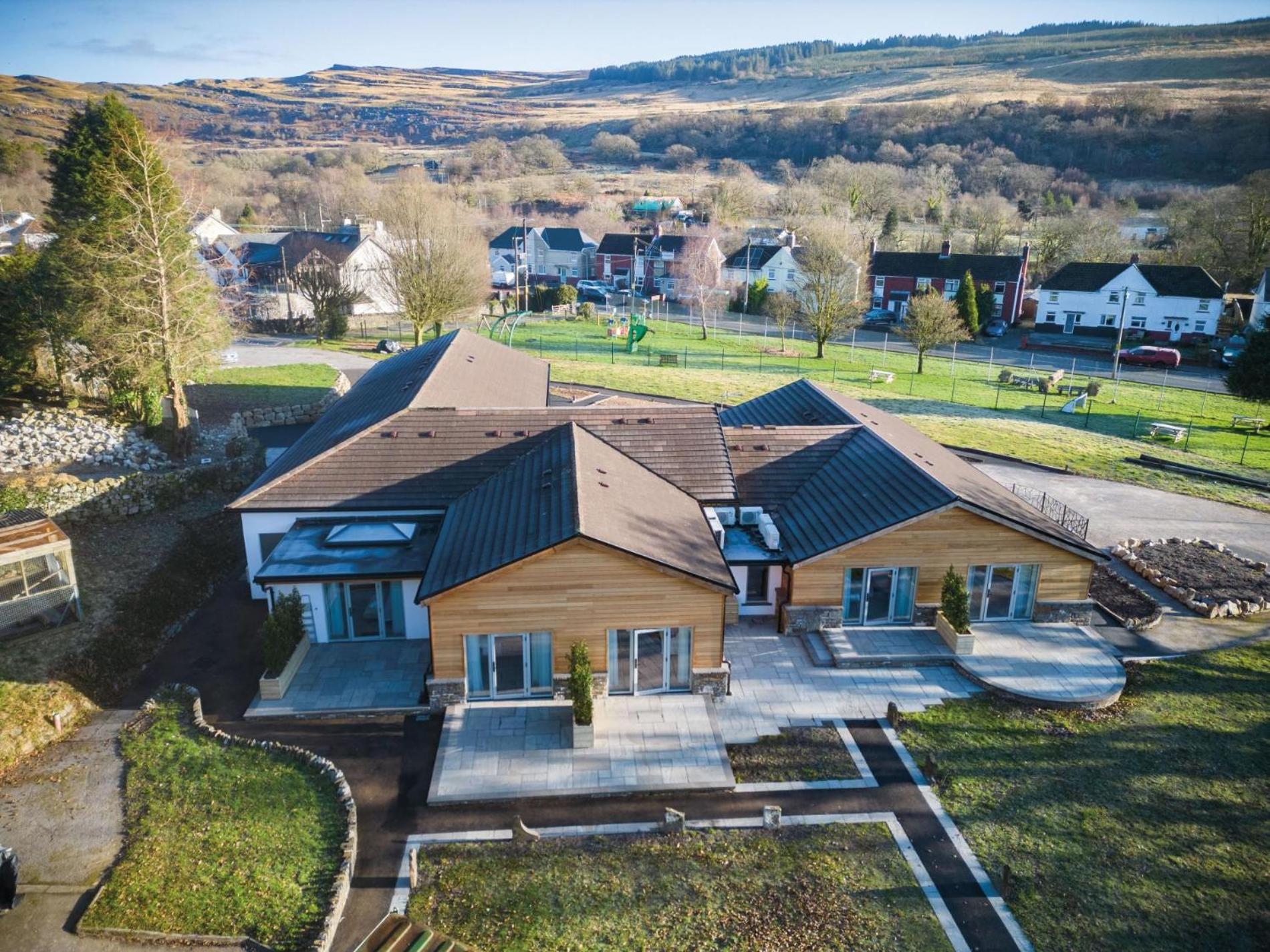 Suite 3 - Sleeping Giant Hotel - Pen Y Cae Inn Brecon Exterior foto